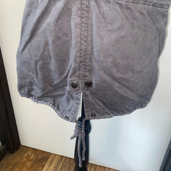 Per Se Size Large Grey Zipper and Button Up Vest with Drawstring Waist - Picture 11 of 15